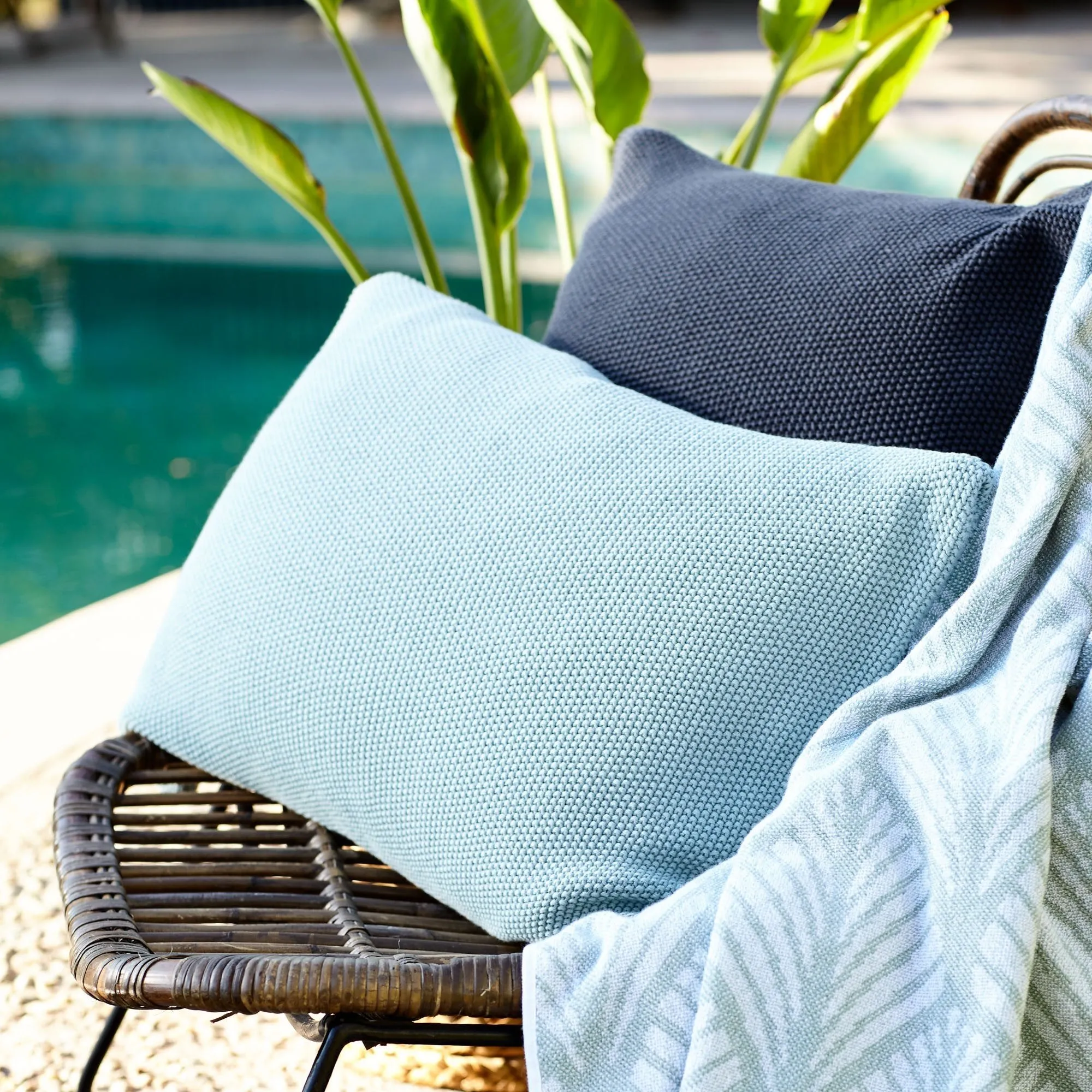 Antua Cushion Cover [Green grey]