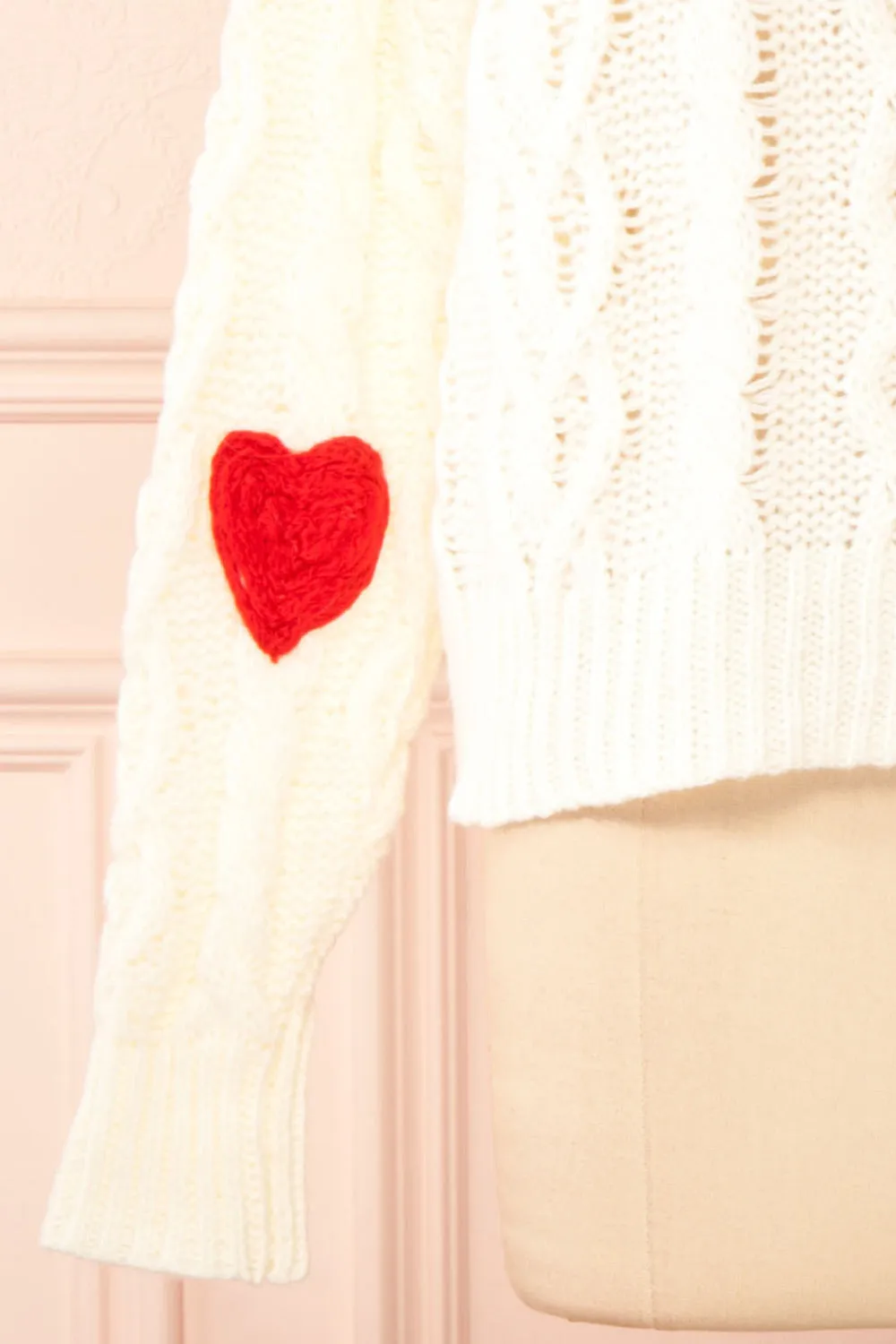 Bihotza | Knit Sweater w/ Red Hearts