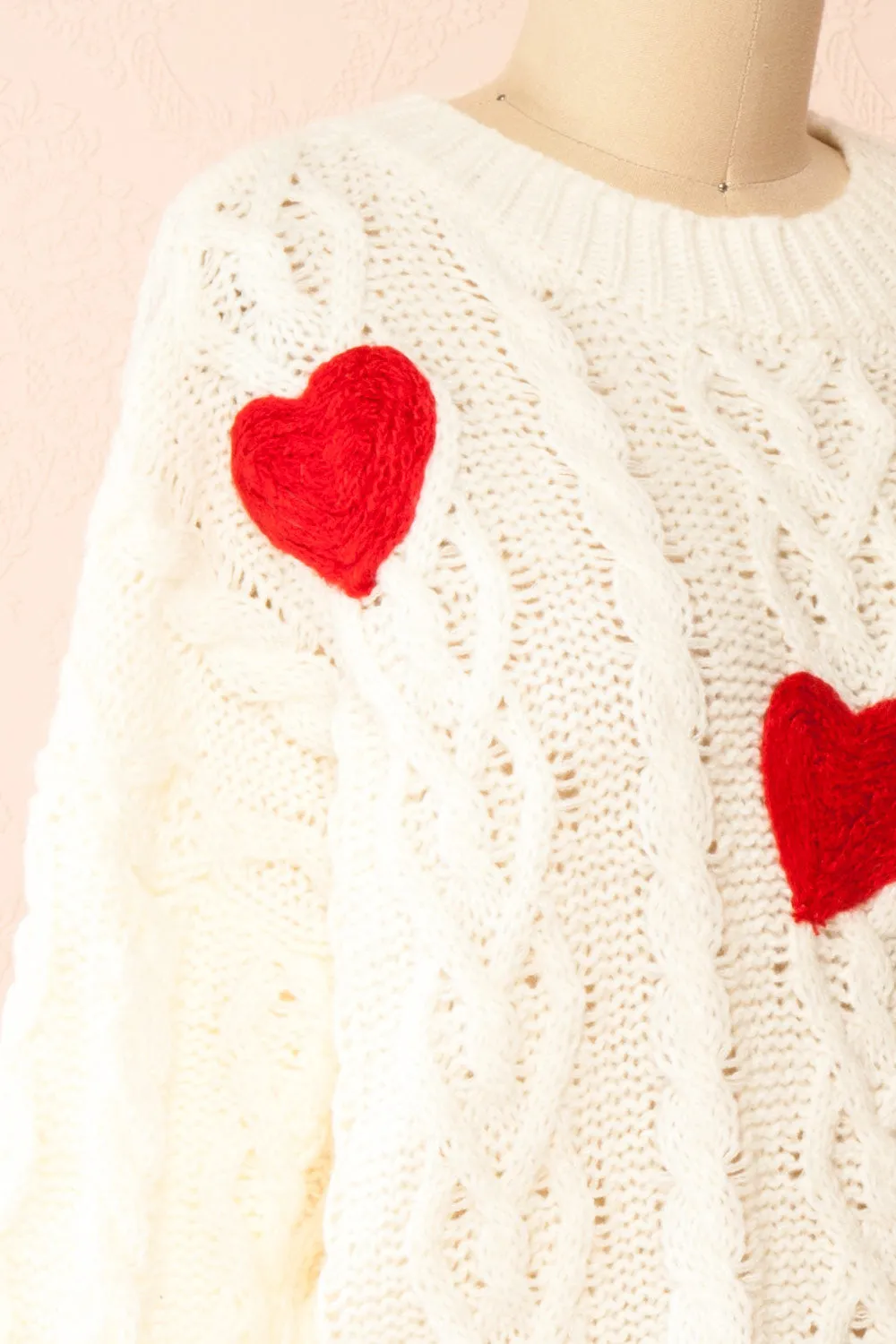 Bihotza | Knit Sweater w/ Red Hearts