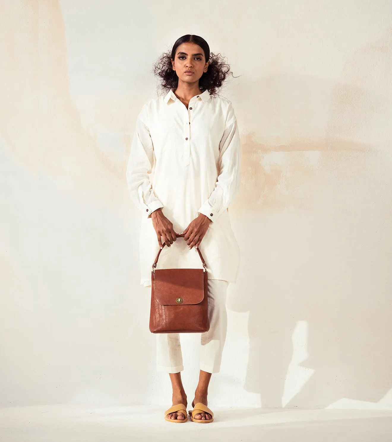 Bucket bag brown