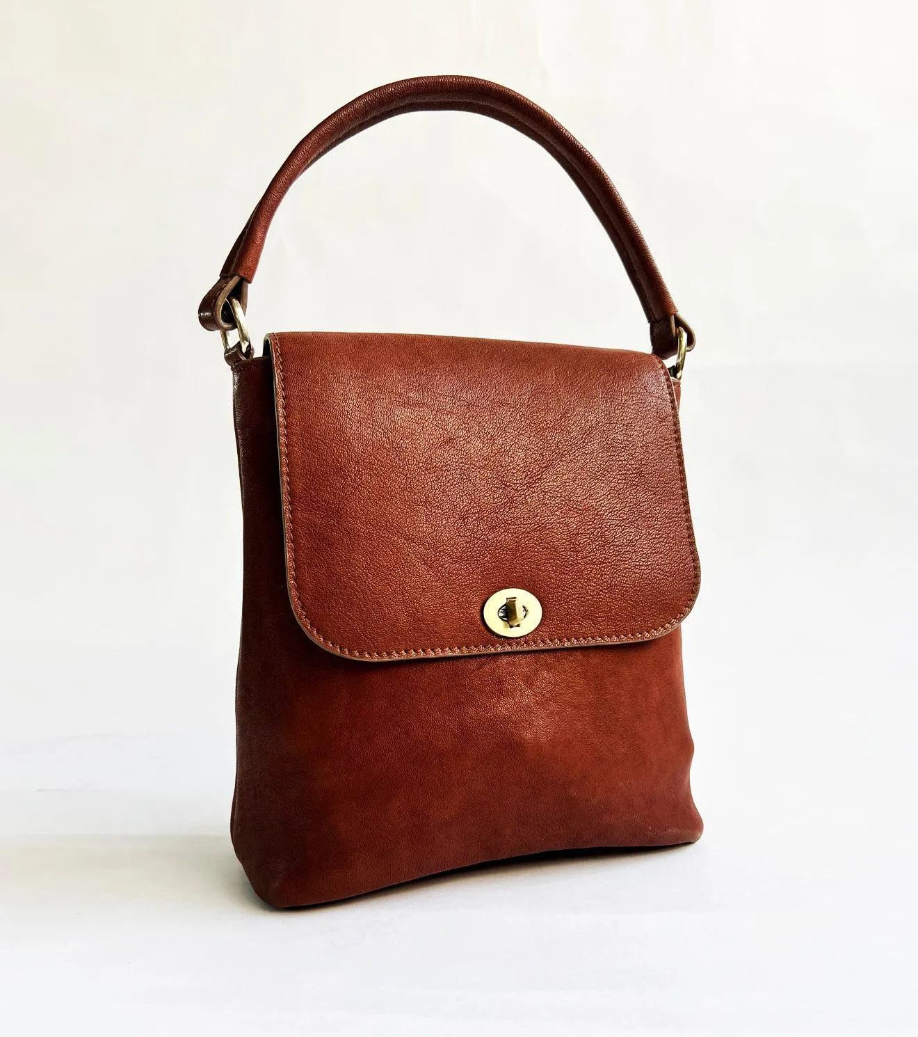 Bucket bag brown