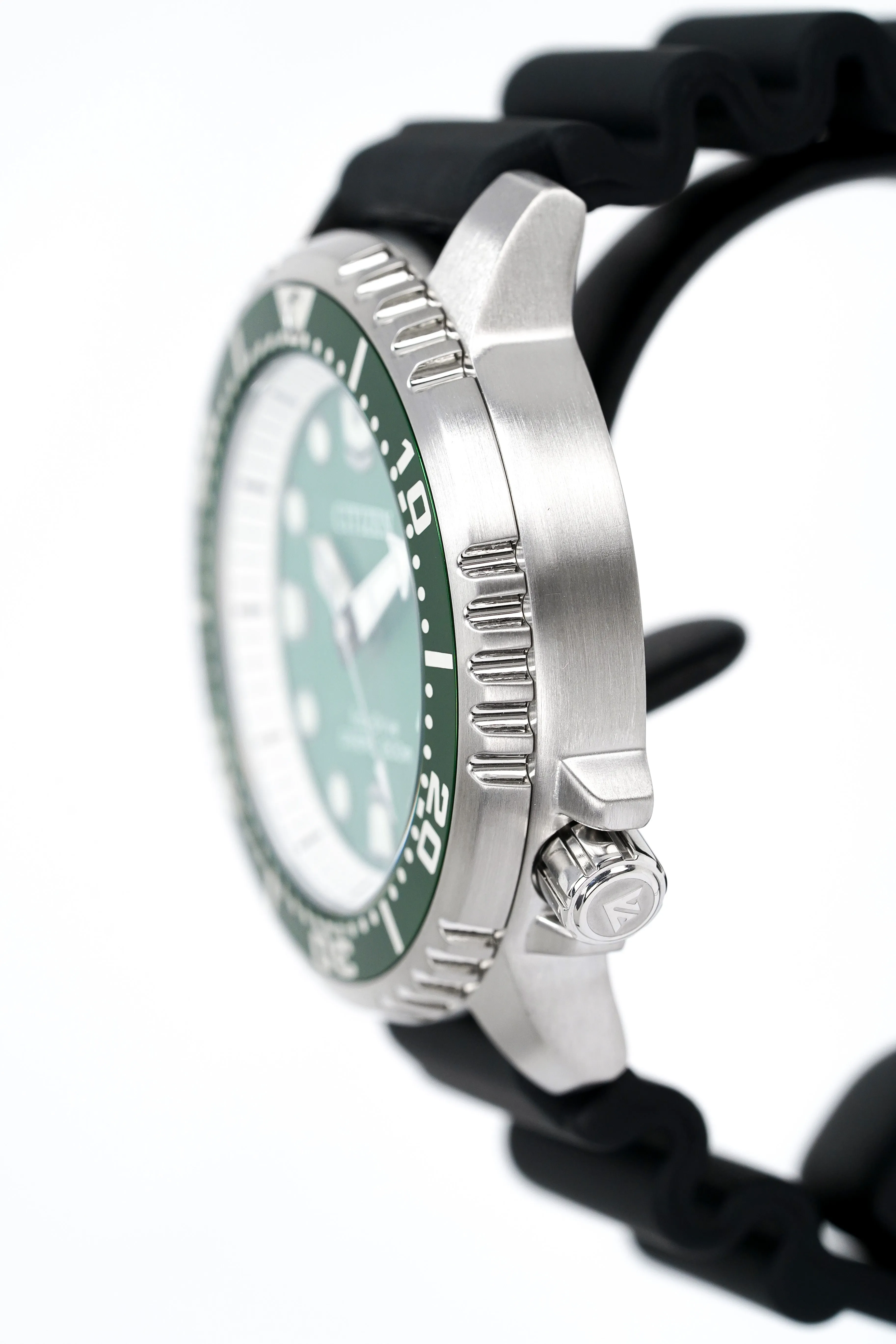 Citizen Men's Watch Eco-Drive Dive Silicone Strap BN0158-18X