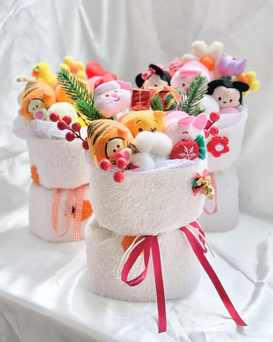 Fluffy Soft Toy Knit Bouquet - Mickey Tsum Tsum