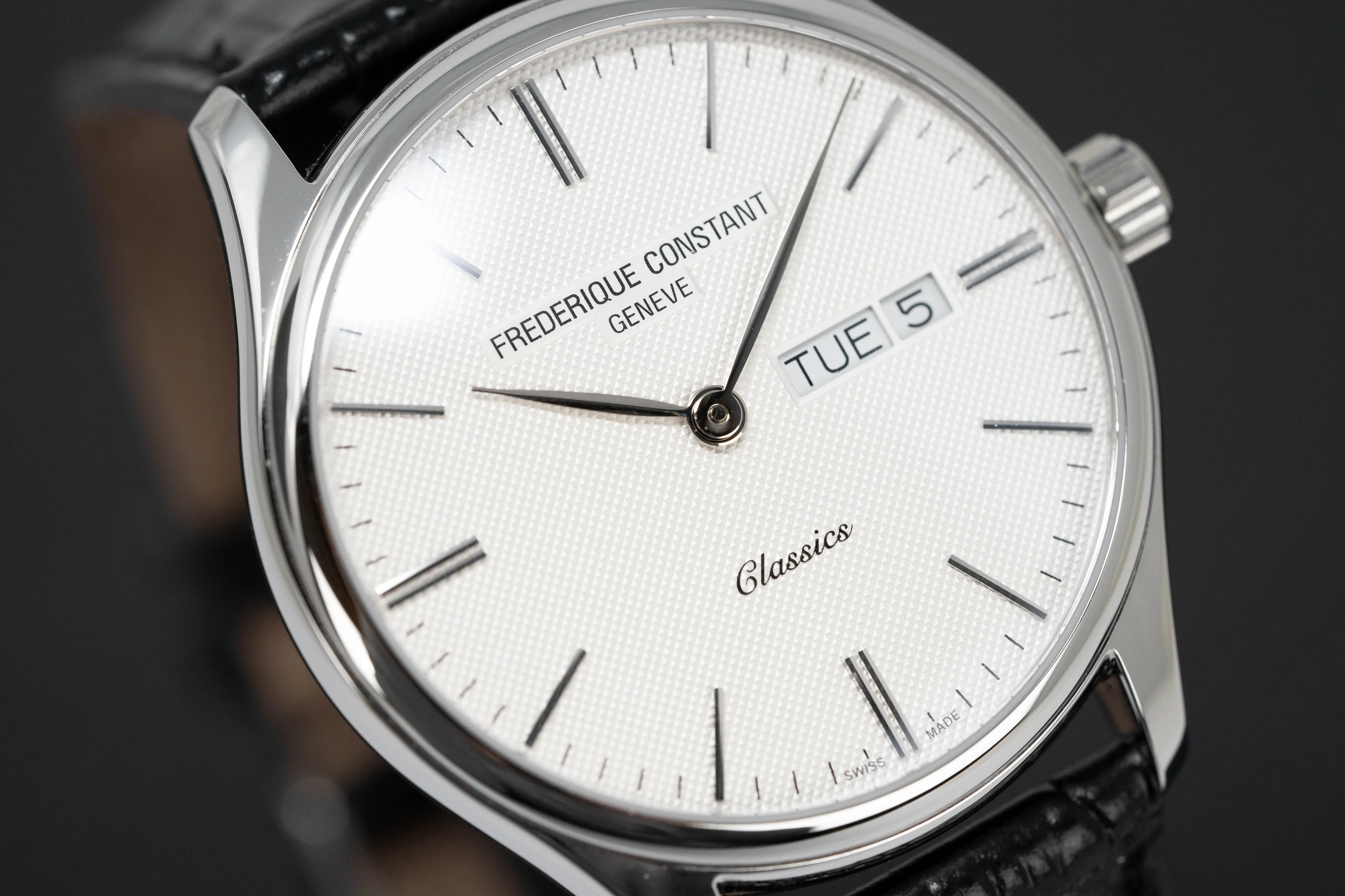 Frederique Constant Watch Men's Classic Black Leather FC-225ST5B6