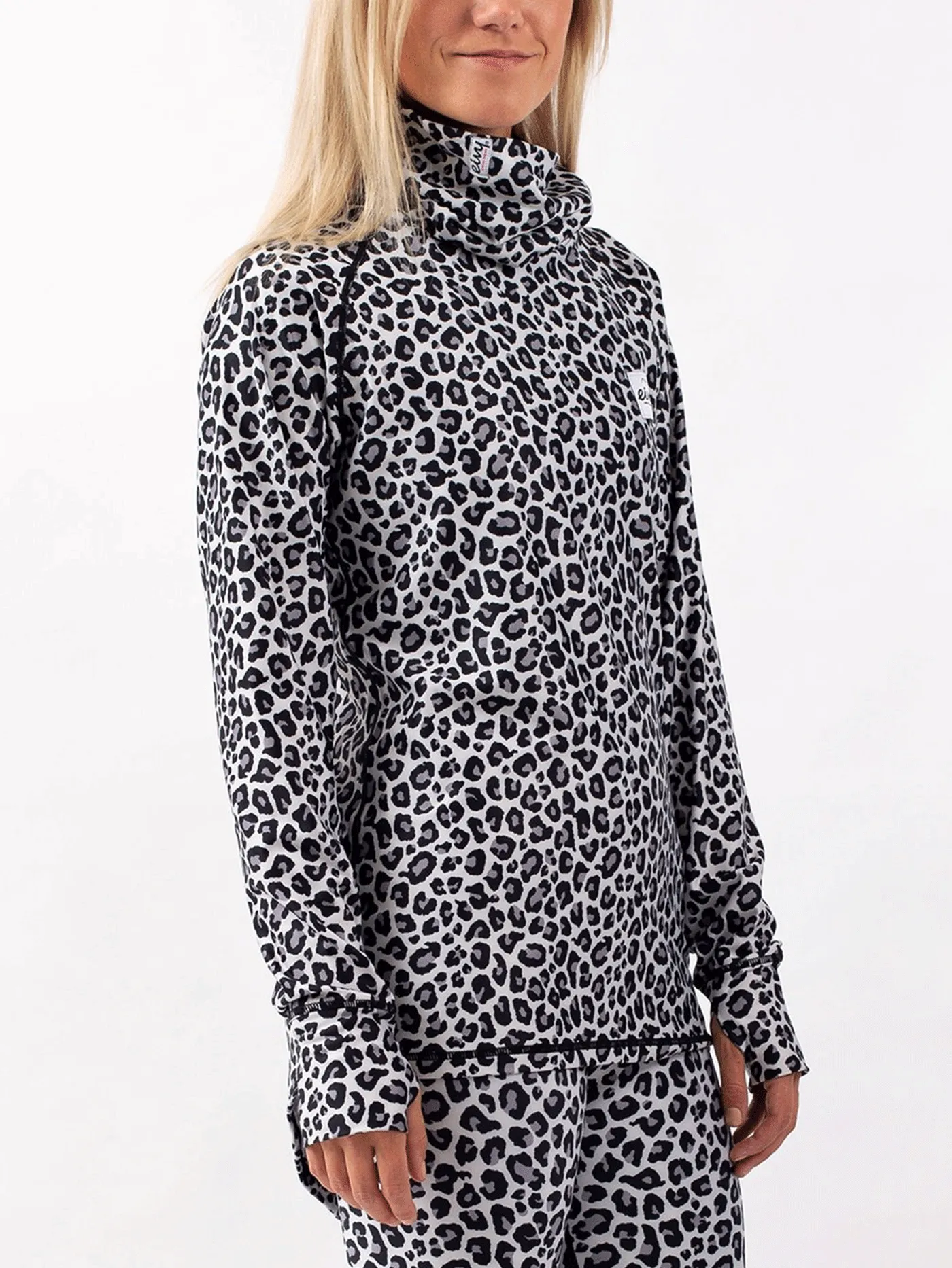 Icecold Gaiter Snow Leopard Base Layer
