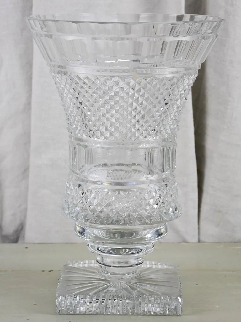 Large mid-century crystal vase - Medici shaped