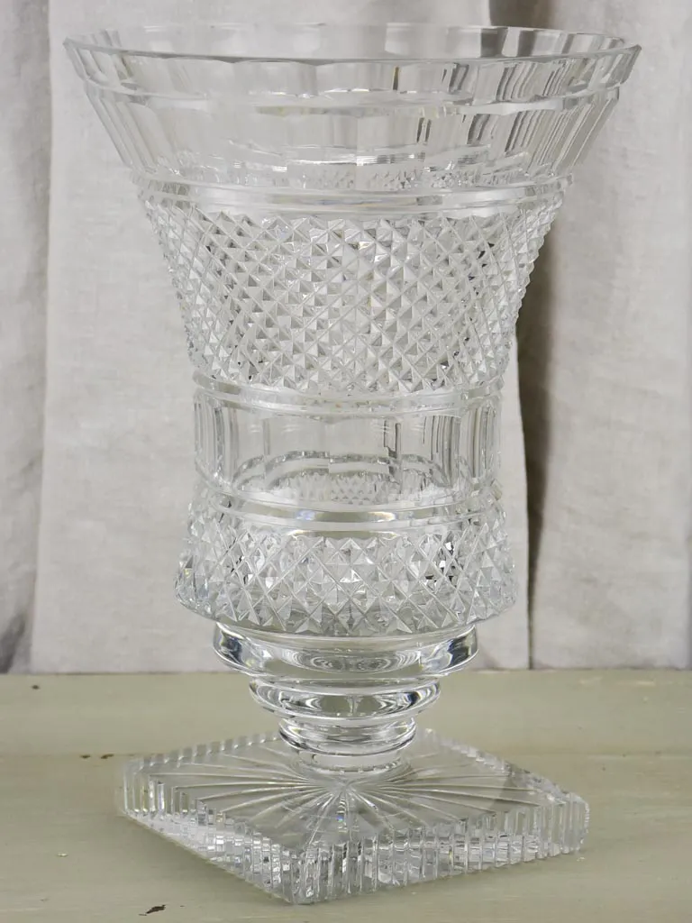 Large mid-century crystal vase - Medici shaped