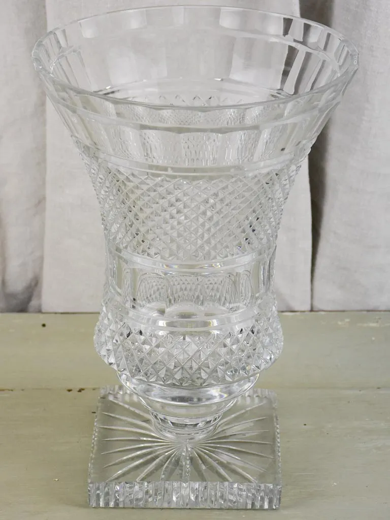 Large mid-century crystal vase - Medici shaped