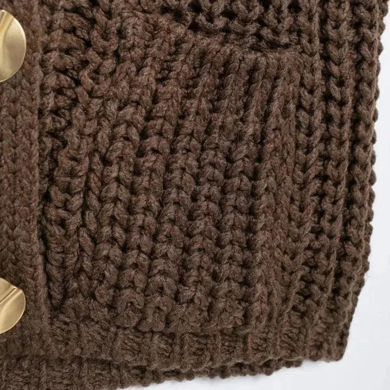 Leonelle – Button detailing – Sweater vest