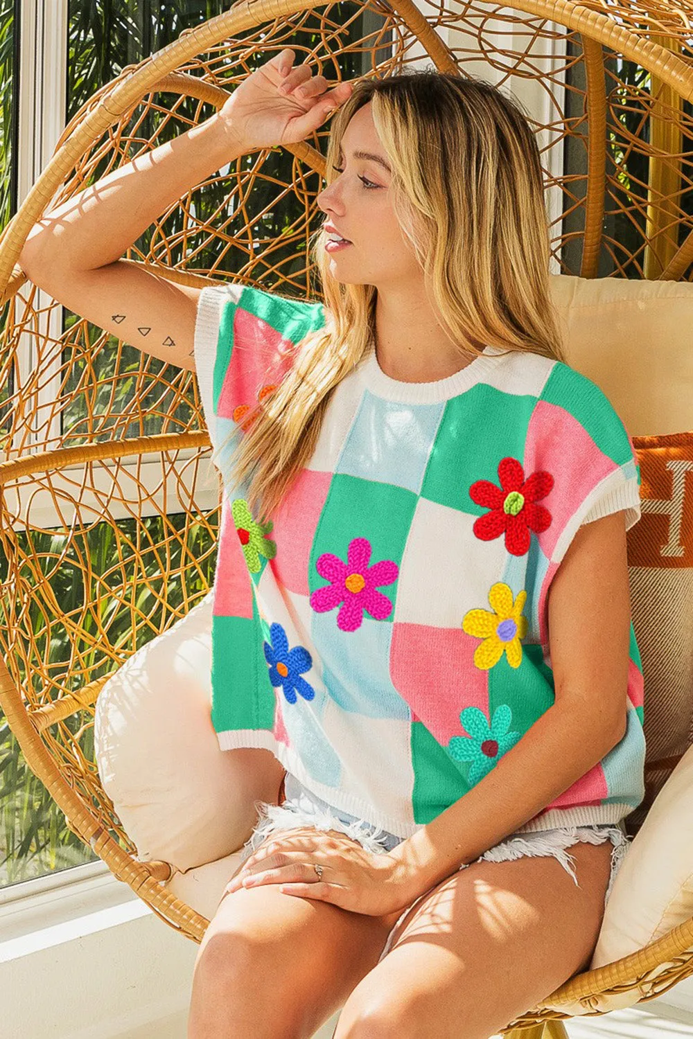 Trendy Flower Patch Knit Checkered Sweater Vest